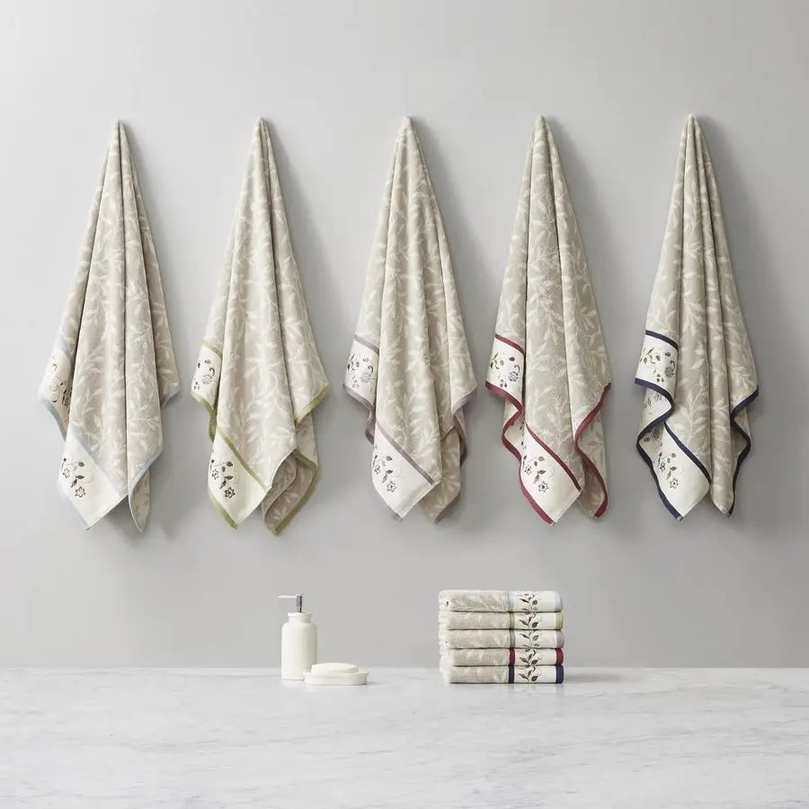 Serene 100 Cotton Bath Towel Set Luxurious Floral Decorative Towels for Bathroom Embroidered Cotton Jacquard Design Soft Highly